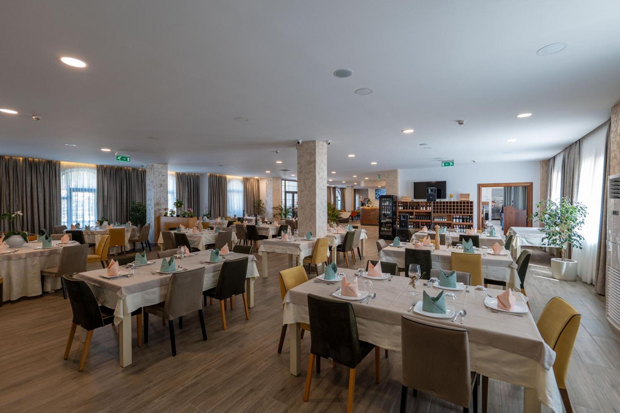 Acros Resort Vlorë Εξωτερικό φωτογραφία